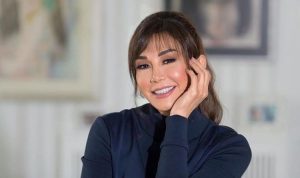 الابتسامة تبعث الفأل وتذيب أتعاب من حولك فمنحها لهم