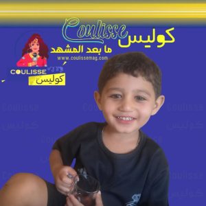 طفل فلسطيني يبتسم في أرضٍ كل الأشياء فيها تبكي والحياة تباع بالدولار