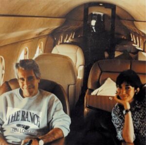 طائرة جيفري إبستين… كيف تحوّلت رحلة خاصة إلى رمز لأكثر الملفات غموضًا في عالم النفوذ