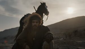 منذر رياحنه يراهن على الدراما التاريخية في رمضان عبر «أبطال الرمال»