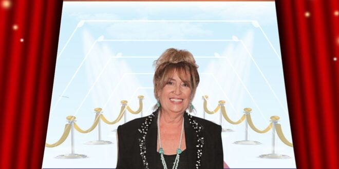 منى واصف بمسلسل مولانا تفاجئ جمهورها بغناء الشارة