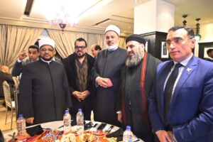 منذر رياحنة يتصدّر المشهد في تكريم قضاة مصر بعد نجاحه في “الاختيار”