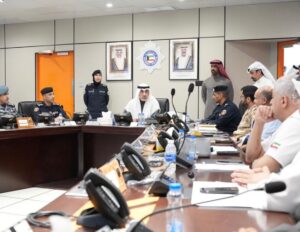 اليوسف يترأس اجتماع غرفة عمليات الدفاع المدني ويؤكد الجاهزية الكاملة لمواجهة الطوارئ