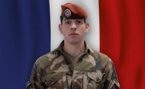 ماكرون يتهم «حزب الله» بعد مقتل جندي فرنسي في جنوب لبنان… تصعيد يفتح