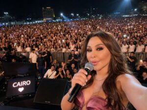 ماذا حدث بين نانسي عجرم وجمهورها في البحرين ليصنع أجمل لحظات الحفل؟