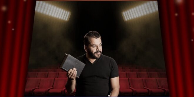 منذر رياحنة… ممثل لا يكتفي بأن يظهر على الشاشة، بل يعرف كيف يترك أثرًا بعدها. منذر رياحنة … ممثل خرج من الخشبة وبقي وفيًّا لرهبتها
