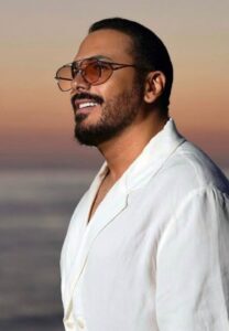 ما بين رامي عياش وإلفيس بريسلي … أكثر من تفصيل لافت