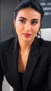 لبنى عبدالعزيز تعود إلى الكوميديا بـ«كلام هوانم»… بطولة نسائية وحكايات من قلب الحياة