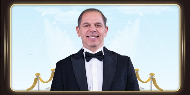 رامي إمام يكشف حقيقة صورة والده المتداولة